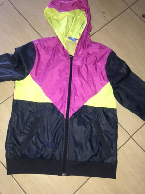 Adidas windbreaker unisex size 8 like new