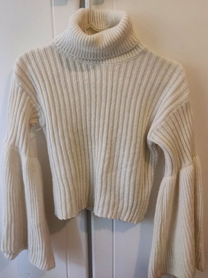 Winter blouse like new with bell sleeves, size S