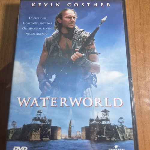 Waterworld DVD like new, adventure with Kevin Costner