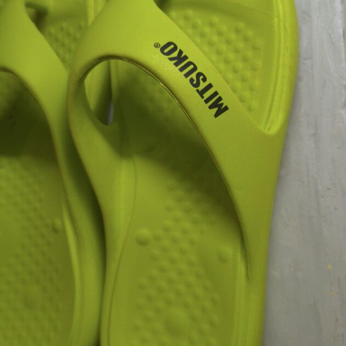 Mitsuko flip flops, very anatomical, lightweight, comfortable, green
