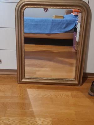Mirror with antique frame like new