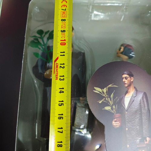 Léon & Mathilda collectible figures set like new