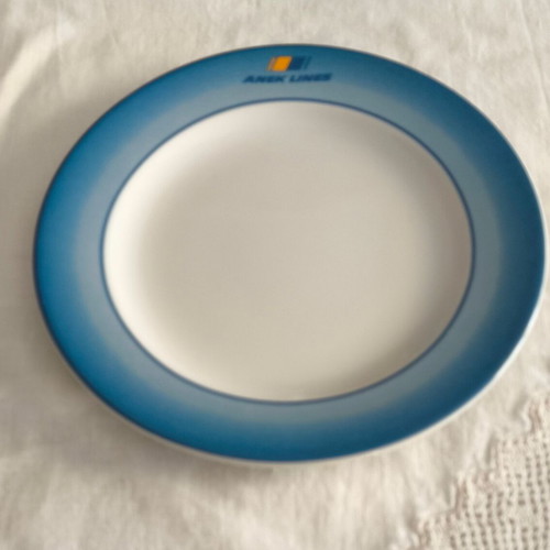 Anek Lines fruit plate porcelain 20 cm like new