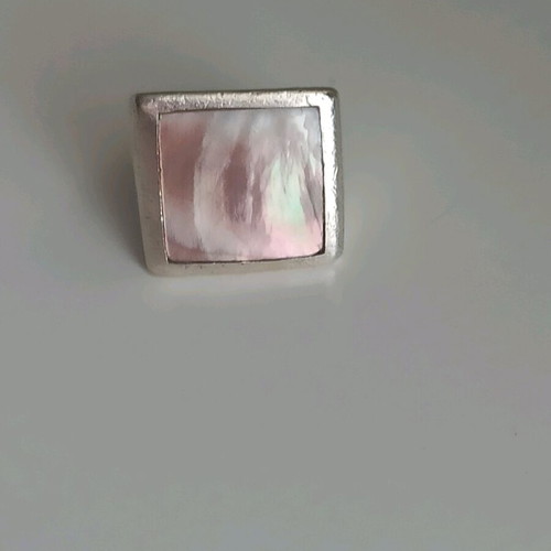 Silver 925 ring used with square multicolor mother of pearl shell