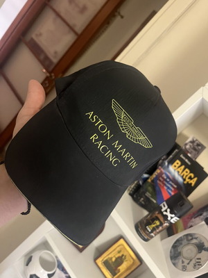 Καπέλο Aston Martin καινούργιο, μέγεθος M
