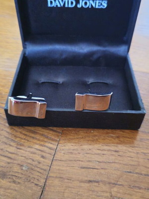 David Jones cufflinks new, silver
