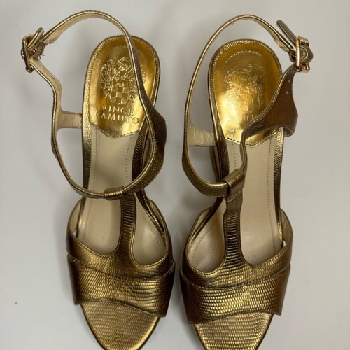 Vince Camuto gold platforms like new, size 38