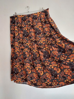 Laura Torelli women's skirt, brown and orange