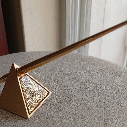 Luxury pen set with desktop base and Damasquinado technique, new