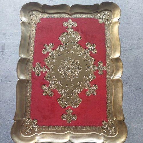 Antique table like new, gold finish