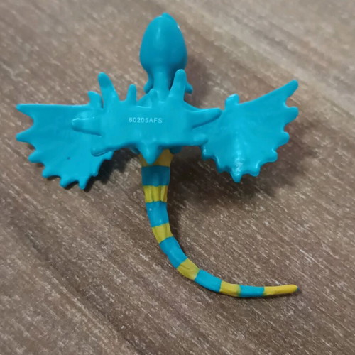 Stormfly How to Train Your Dragon figure like new, 7cm length