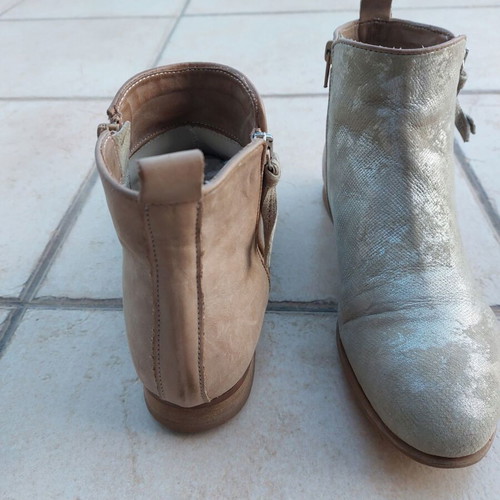Ankle boots like new, 2 pairs, size 39, gold and burgundy