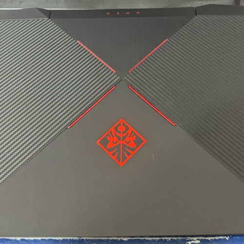 HP OMEN 15 (ce018dx) i7 7700HQ σαν καινούργιο, 8GB RAM, 500GB NVMe SSD, GTX1050
