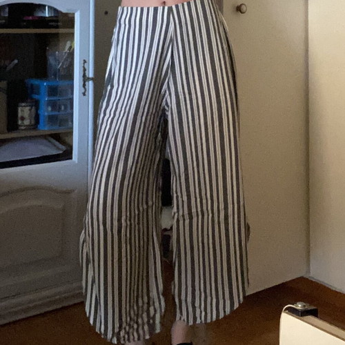 Pull & Bear high-waisted striped culottes, black and white