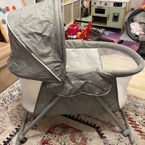 3-in-1 Baby Cot like new with reflux pillow