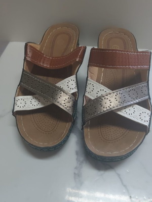 Mules sandals new with anatomical sole and colorful cross straps