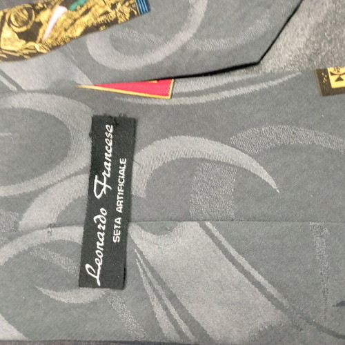 Silk tie like new, gray and colorful
