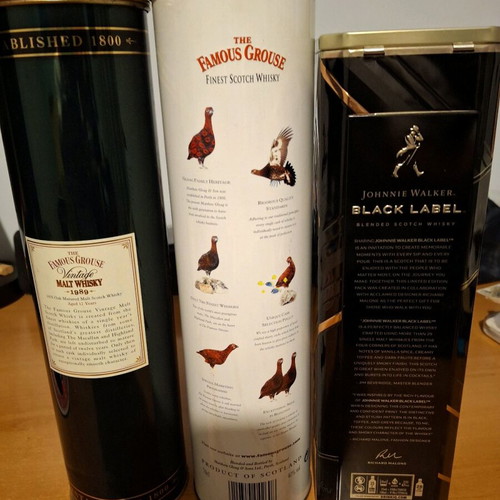 Metal drink packaging set of 3, like new