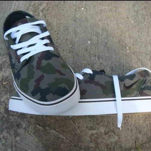 Nike canvas shoes military style like new