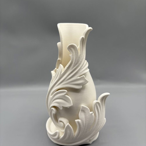 Decorative vase Baroque design with embossed acanthus leaves