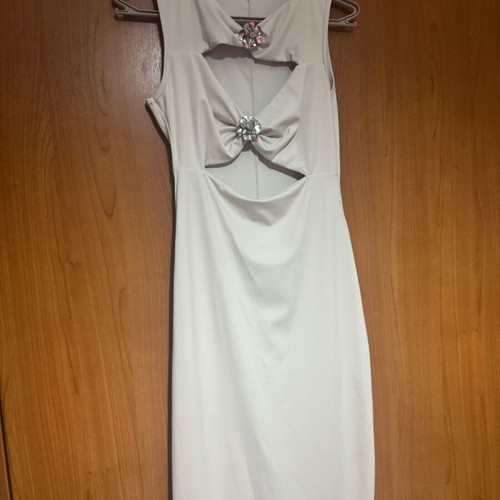 Cut out dress like new, one size, beige