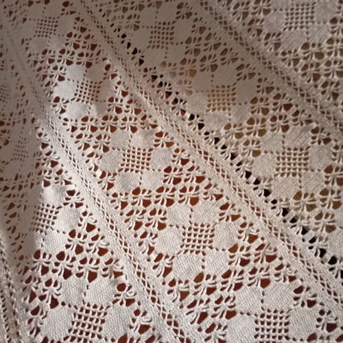 Crochet blanket for double bed like new