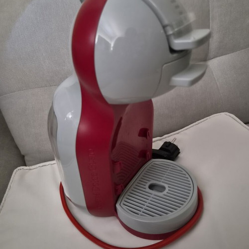 Nescafé Dolce Gusto Mini Me Krups coffee machine used