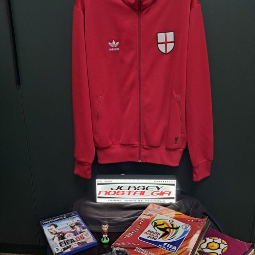 England 2006 jacket like new, authentic