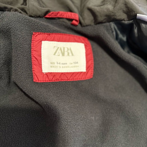 ZARA puffer jacket used for 3-4 years old, red