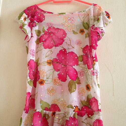Floral glitter top P.A. used, multicolor