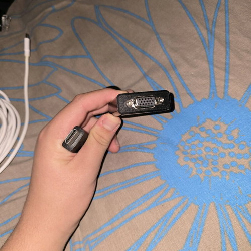 Ugreen HDMI-VGA adapter used with 3.5mm jack port