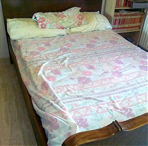 Κρεβάτι ημίδιπλο ξύλινο + στρώμα