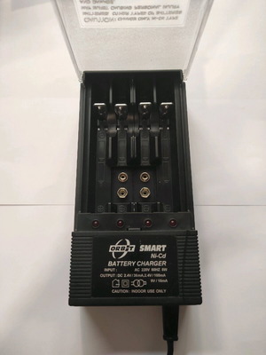 Smart battery charger used in excellent condition