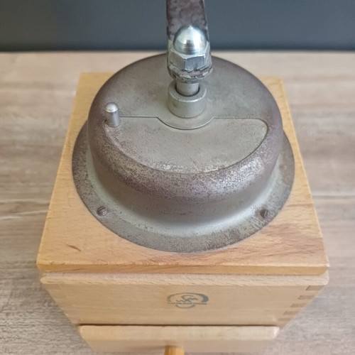 Klingenthal Wooden Coffee Grinder like new, 1950s-60s