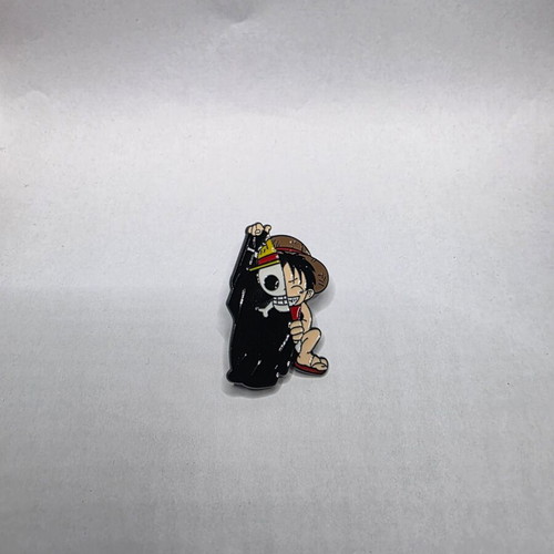 One Piece pin Luffy Straw Hat new metal accessory