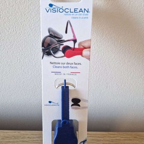 2-in-1 glasses cleaner with microfiber, blue