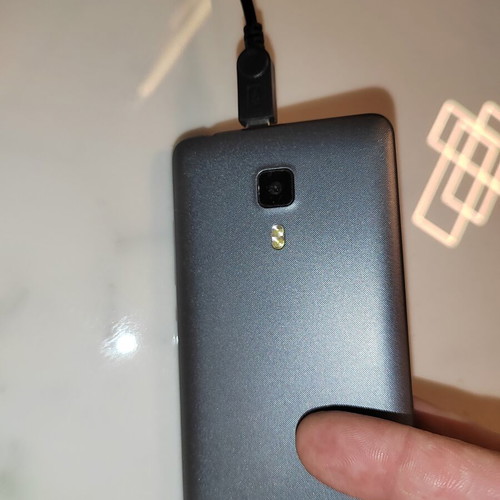 Leagoo smartphone used, black, memory card included