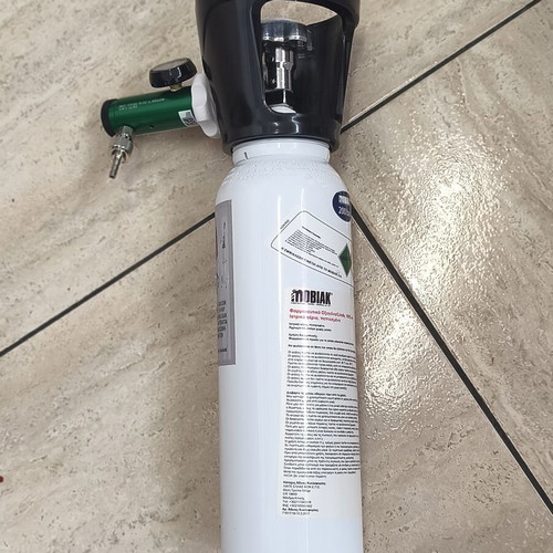 Mobiak Portable Medical Oxygen Cylinder with Aphrodite Flow Regulator new