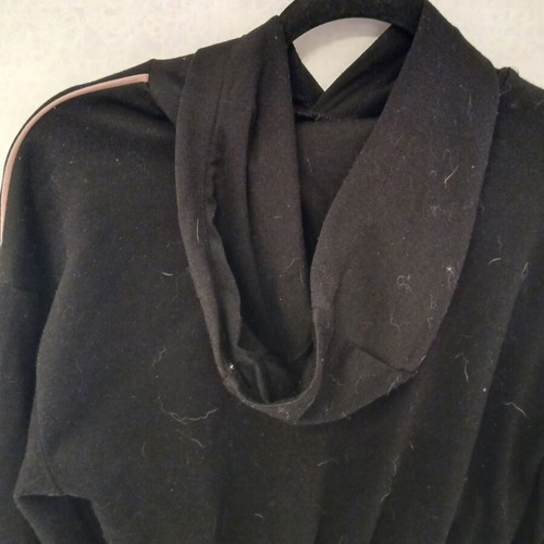 Zara Black Cropped Hoodie Real Energy like new, with pocket