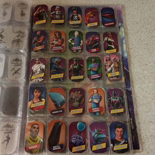 Fortnite metal tags set 195 pieces like new