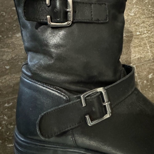 Bata warm black leather biker boots used No40 with lining