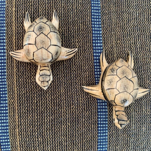 Wooden small turtles new, set of 2 handmade decorative