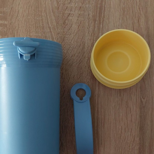 Tupperware jug 1.1lit used with removable handle and screw cap