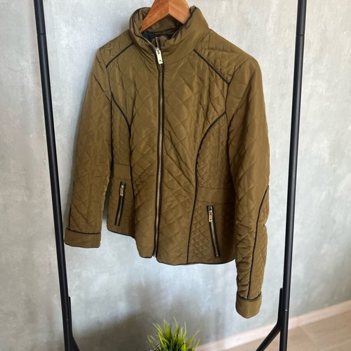 H&M green thin jacket like new with golden zipper, size 44