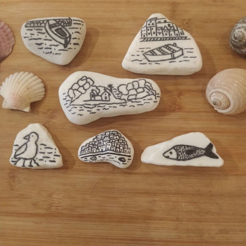 Set of 6 painted white stones with summer sea designs, like new