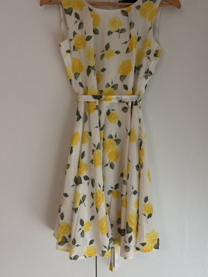Cocktail dress English brand mini yellow like new