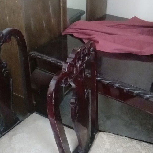 Old dining set with 5 chairs used