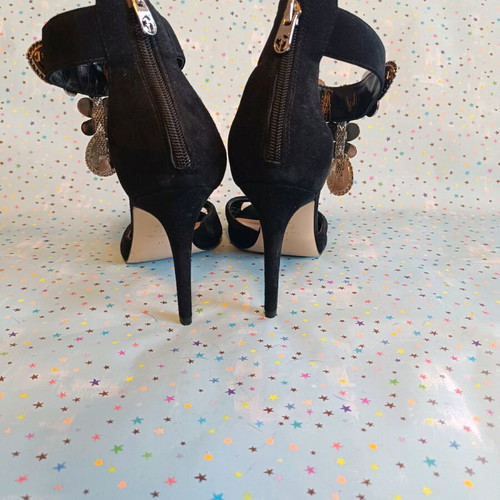 Eva Minge velvet women's shoes size 41 like new, missing decorative gem