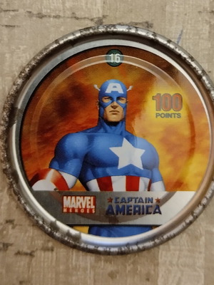 Captain America Marvel Heroes 2006 metal badge used, corroded