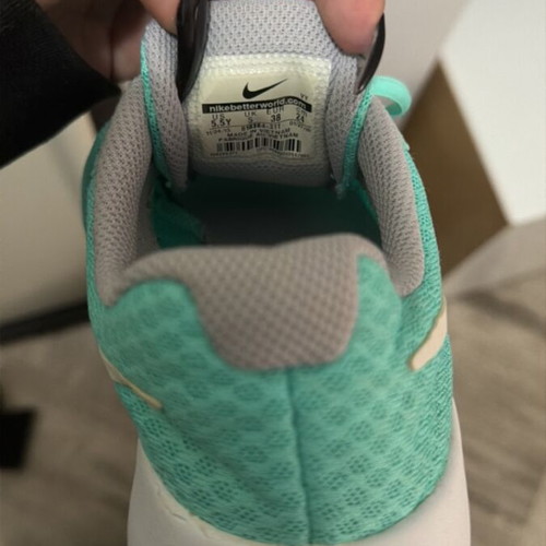 Nike athletic shoes used, turquoise, size 38